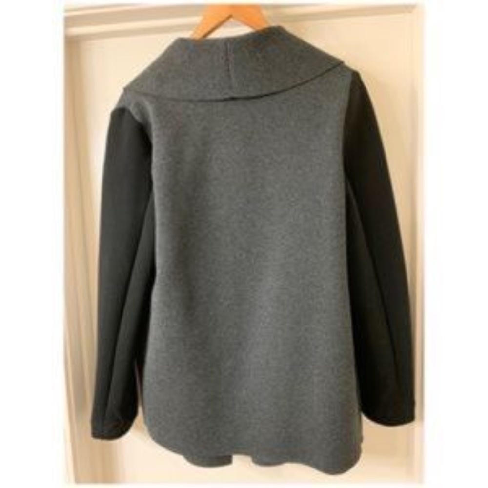 Calvin Klein Color Block Open Front Jacket - Picture 7 of 7